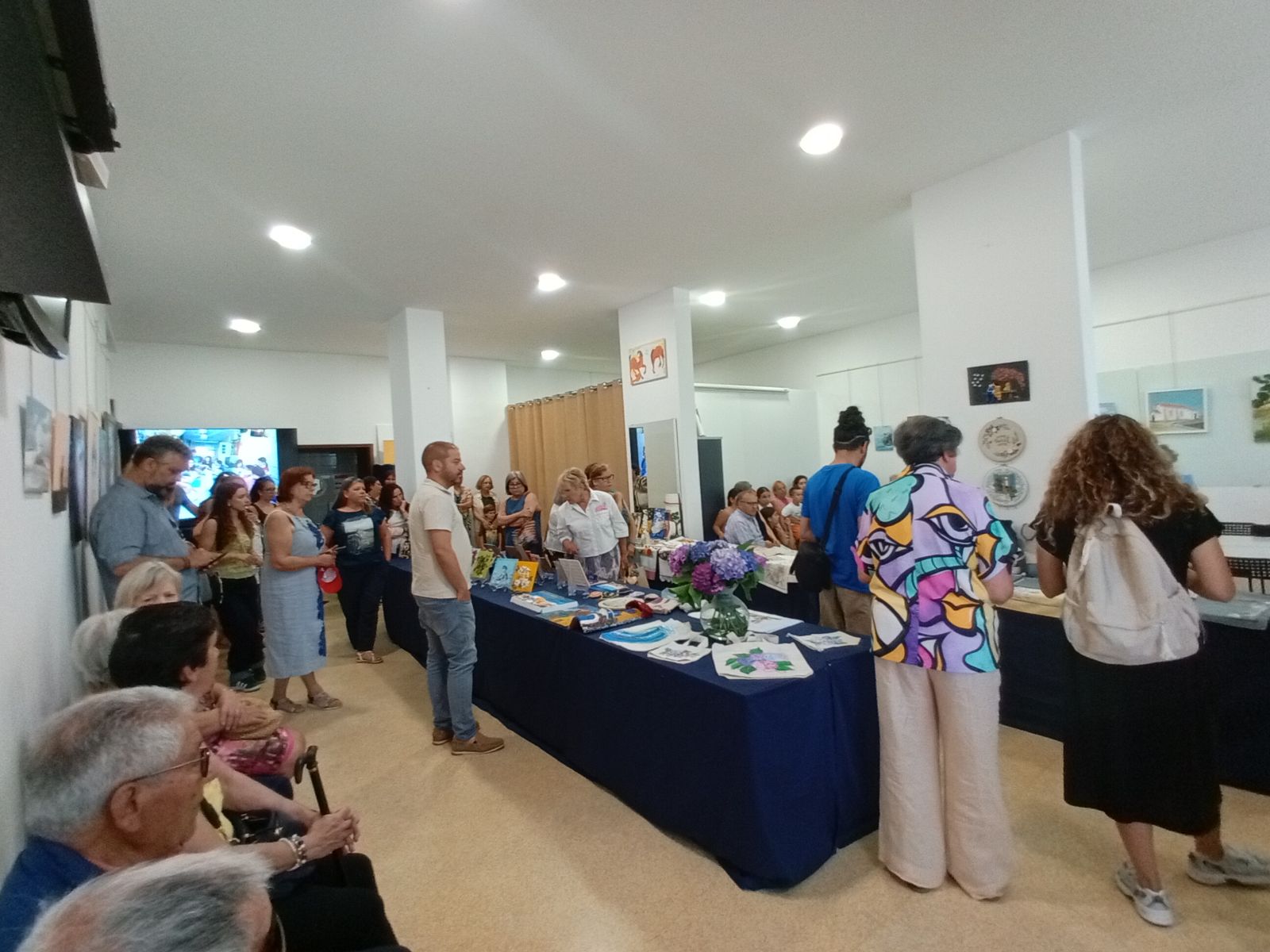 Exposição Artes Decorativas e Labores