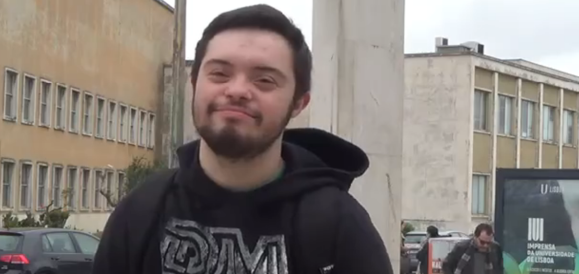 Screenshot 2025 12 19 at 09 51 11 Projeto Multimédia Eu não sou o problema! Behance