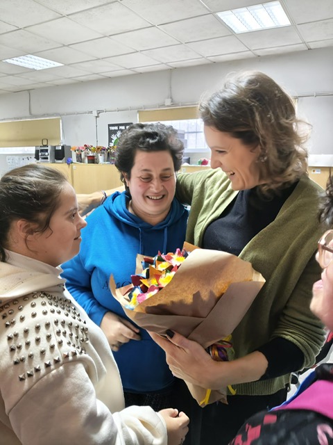 f11816db 8dca 48f8 bb02 14ab587f7f97