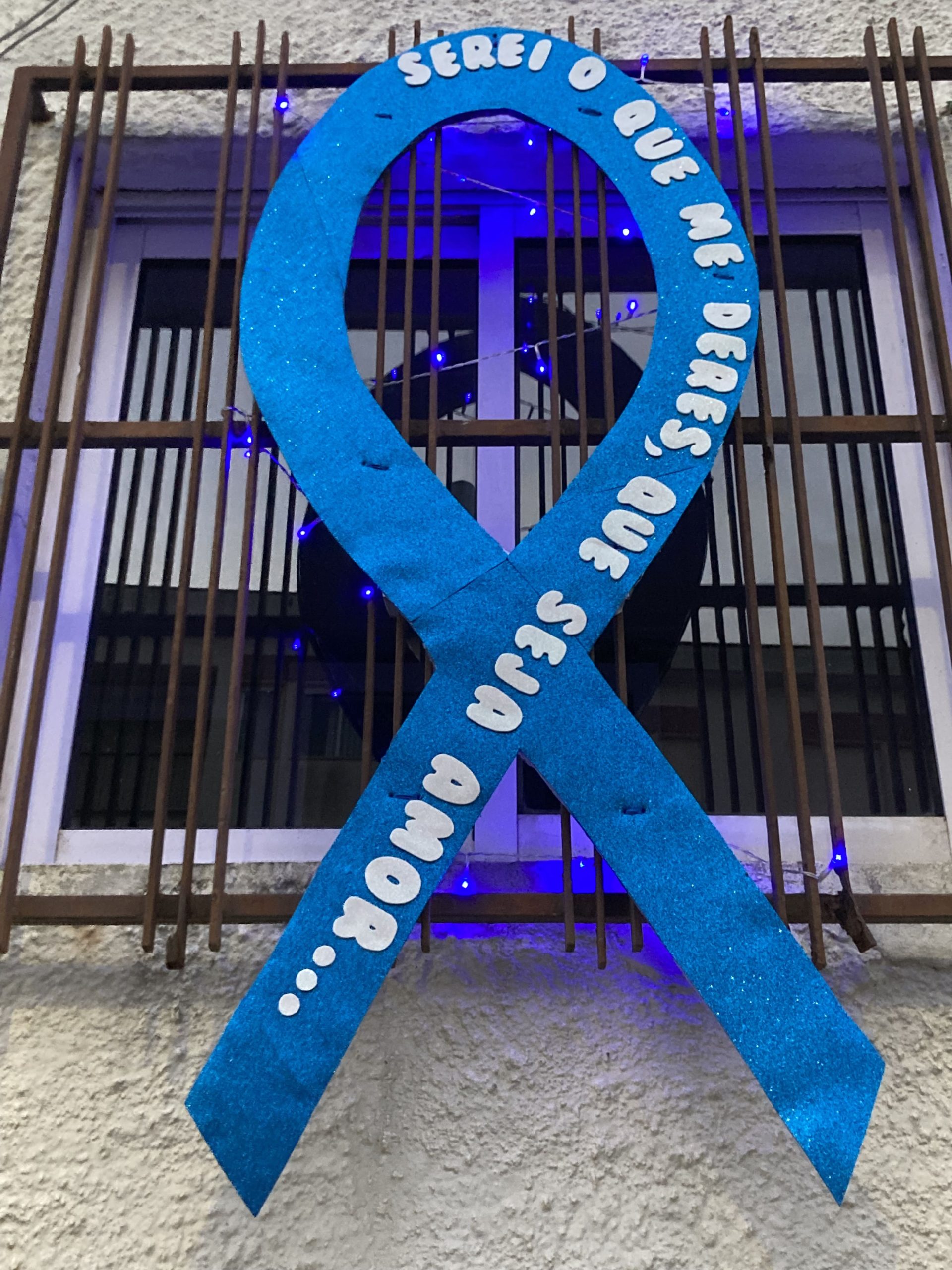 laço azul CACI Polo Anta1