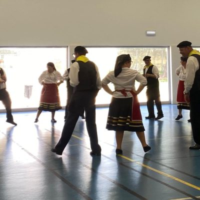 CACI leva alegria a Paramos